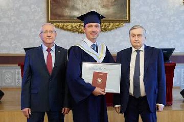 Первая группа руководителей группы компаний «Шешмаойл» завершила обучение по программе MBA