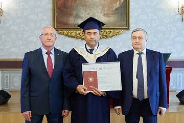 Первая группа руководителей группы компаний «Шешмаойл» завершила обучение по программе MBA